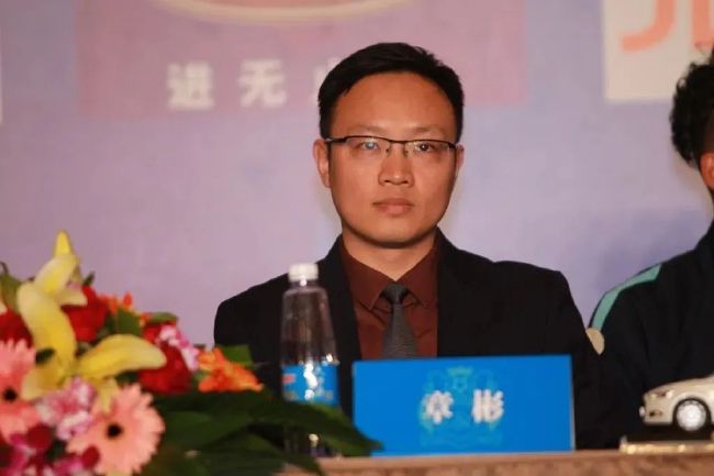 tk白袜vk